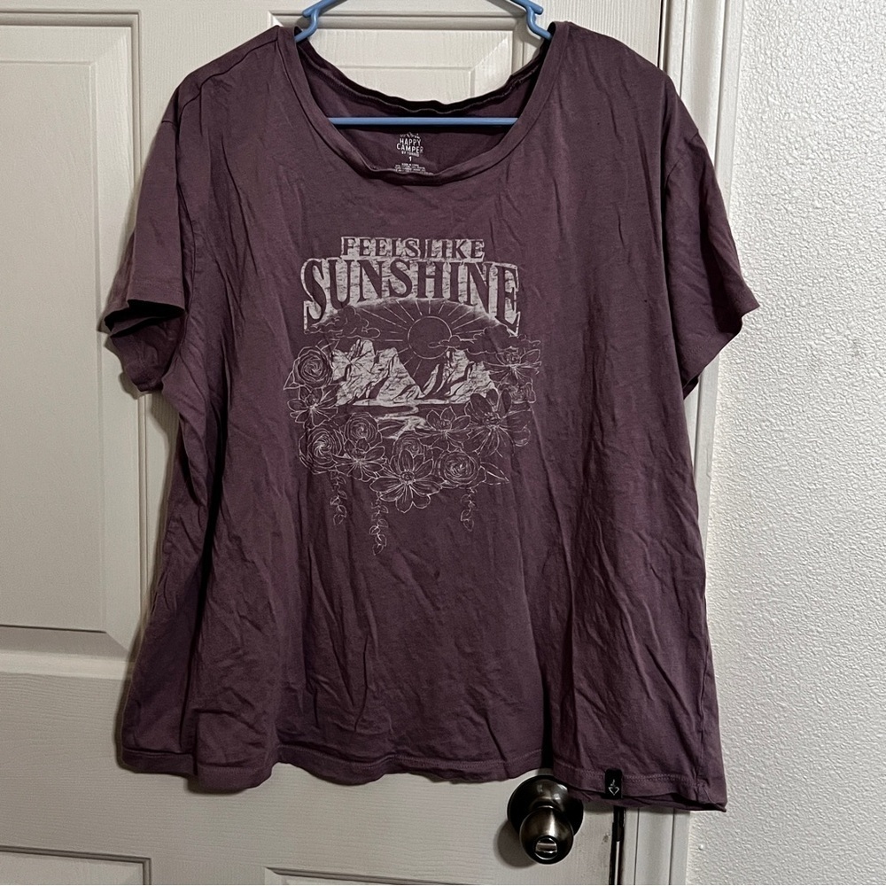 Torrid Happy Camper 1 1X Graphic Tee Feels Like Sushine Purpls Short Sleeve EUC